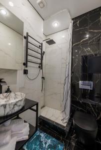 на Новомосковской, 14 - 36