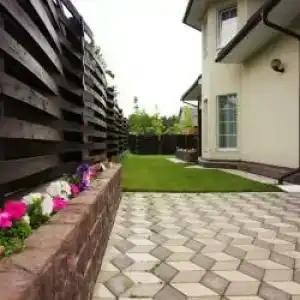 Солнечный - 85