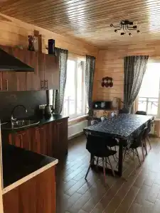 Гостевой Дом рядом с Горнолыжным Курортом - 9