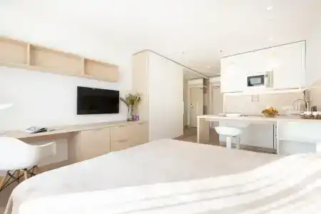 Stig Realty Botanica - 4