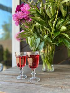 Треугольный стильный дом рядом с сыроварней - 13