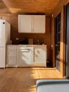 Alan House - 12