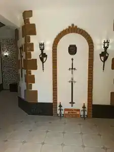 Замок Алустон - 6
