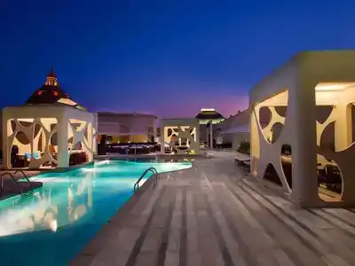 V Dubai, Curio Collection by Hilton - 0