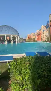 Titanic Palace - Families and Couples only - 16