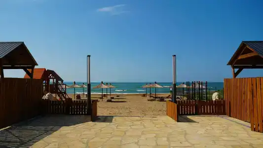 Солнечный пляж - 51