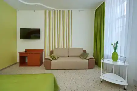 Губернская - 93