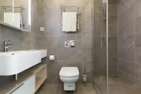 Stig Realty Botanica - 25