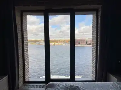 Докландс - 44