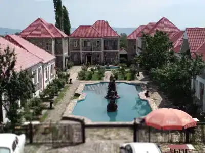 f Garden Sheki - 10