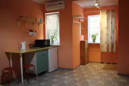 Соседи Айвазовского - 4