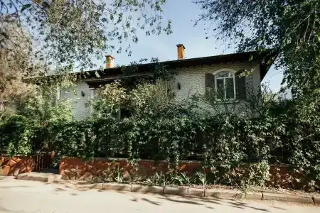 Афина - 1