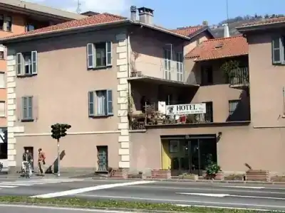 Il Loggiato Dei Serviti - 1