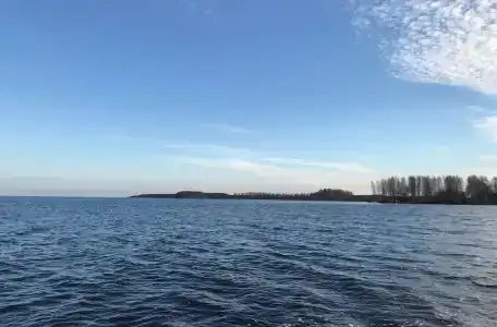 Набережная - 22