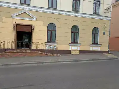 Губернский - 83