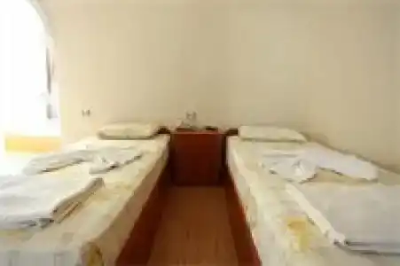 Bacchus Pension - 47