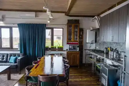 Surf House - 6