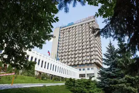 Интурист - 0