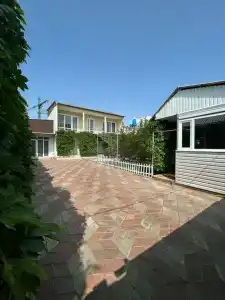 Крымский дворик на Учителей - 23