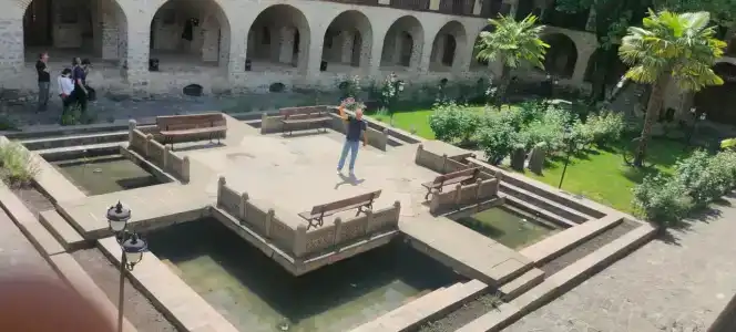 f Garden Sheki - 12