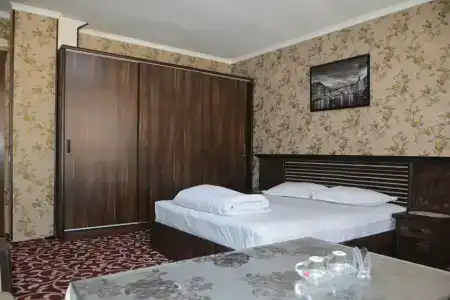 Mehmon Saroy - 20