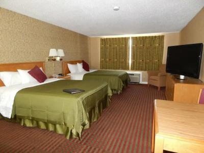 The Admiralty Inn & Suites - 40