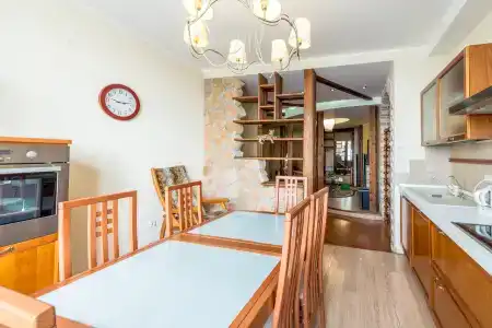Aliye parusa room with private facilities - 18