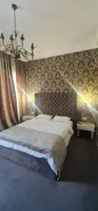 Дали - 40