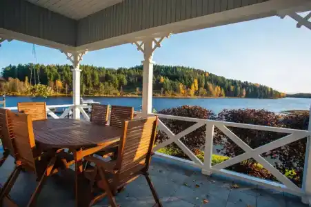 Ладожская Усадьба - 12