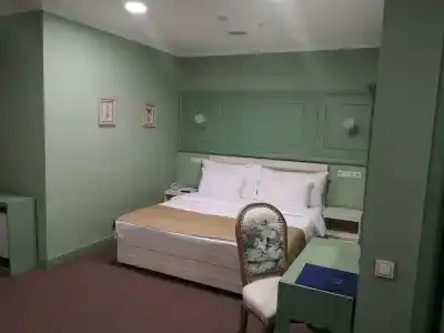 Grand Sapphire - 28