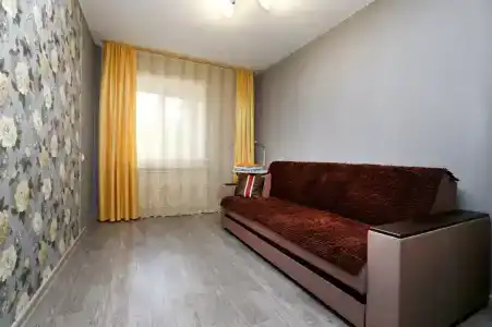 2 комн Челюскинцев 18/1 - 3