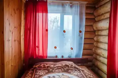 Изба - 9