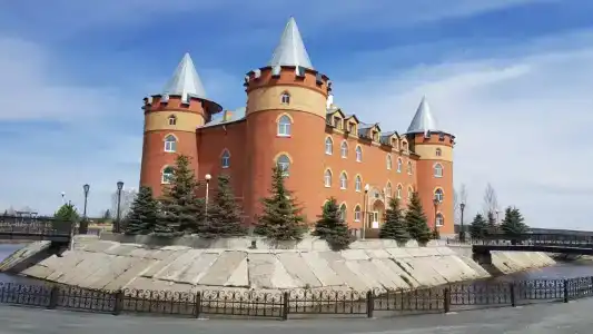 Корпус Замок - 1