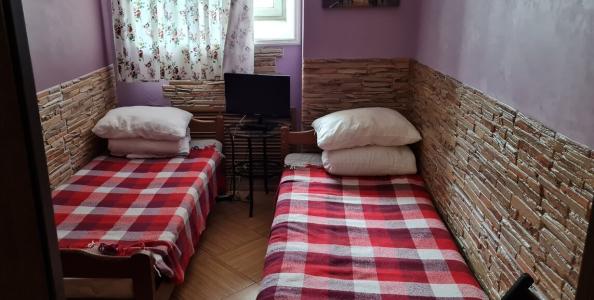 Red Gates Hostel - 24