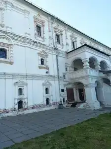 Кремлевский - 49