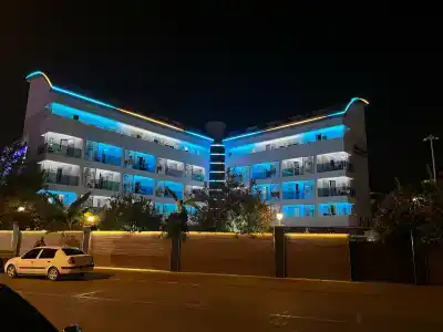 Blue Wave Suite - 34