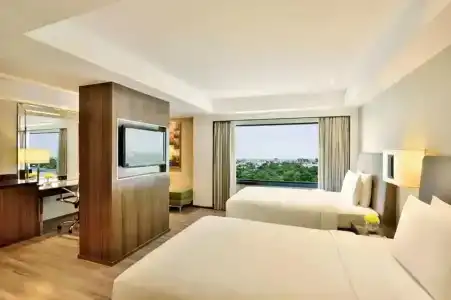 Courtyard by Marriott Chennai - 73