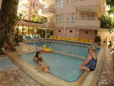 Rosella - 14