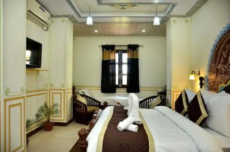 Mahal Rajwada Resort - 7