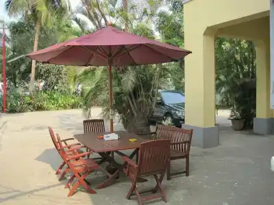 Golden Guest Inn - 10