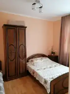 У Карины - 2