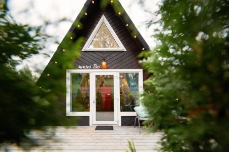 Треугольный стильный дом рядом с сыроварней - 16