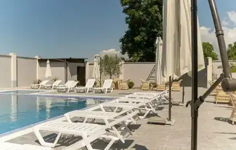 Грейс Бриз - 28