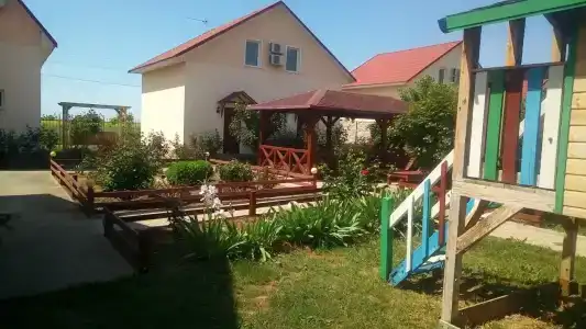 Золотые Пески - 17