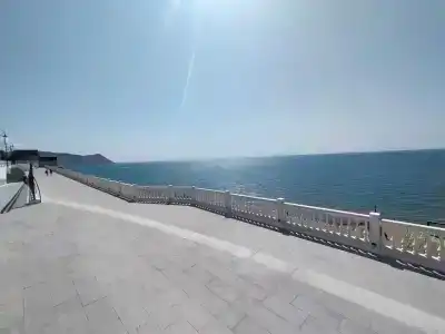 У моря - 22