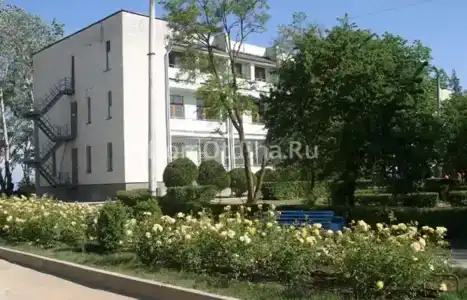 Троянда - 1