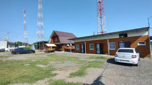 У трёх вышек - 21