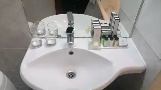 Октябрьская - 100