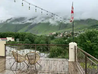 Paramount Kazbegi - 5