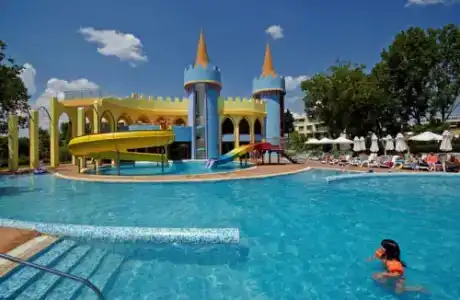 Sol Nessebar Bay Resort & Aquapark - All inclusive - 1